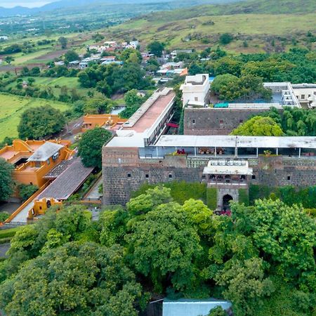 Fort Jadhavgadh -A Gadh Heritage Hotel Sasvad Екстериор снимка